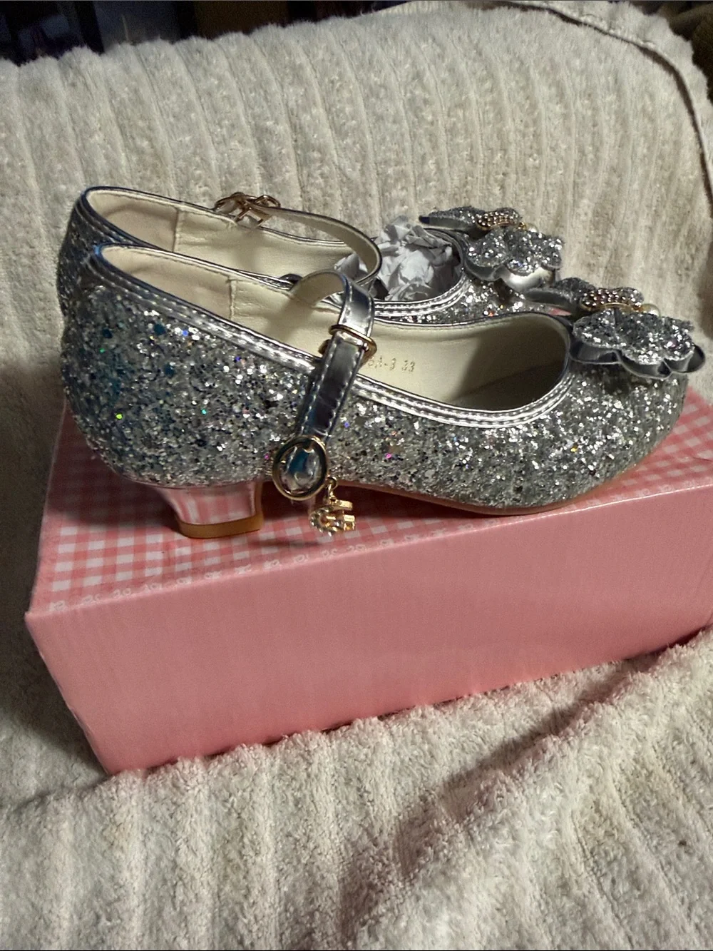 Sparkling Silver Kids Mary Jane Dress Shoes with Flower Accent